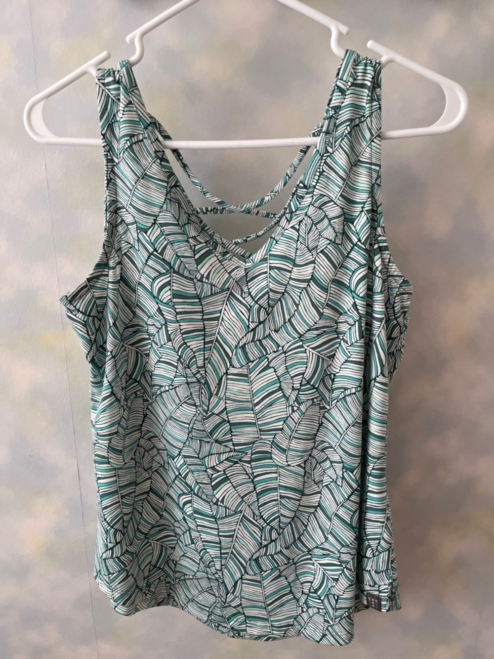 Title Nine Green and White Leaf-Print Tank Top